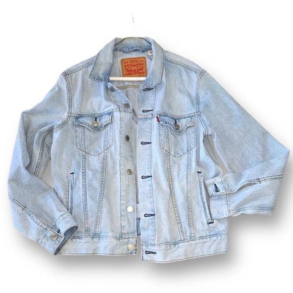 Levis Vintage Trucker Jacket, Unisex, Size Small, Pre-Owned,Excellent Condition - Picture 4 of 11